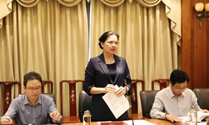 Phó Chủ tịch Hà Thị Nga cho ý kiến vào nội dung Đại hội đại biểu MTTQ Việt Nam tỉnh Lào Cai nhiệm kỳ 2025-2030